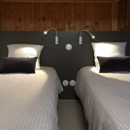 La Maison Des Inuits Guest house *